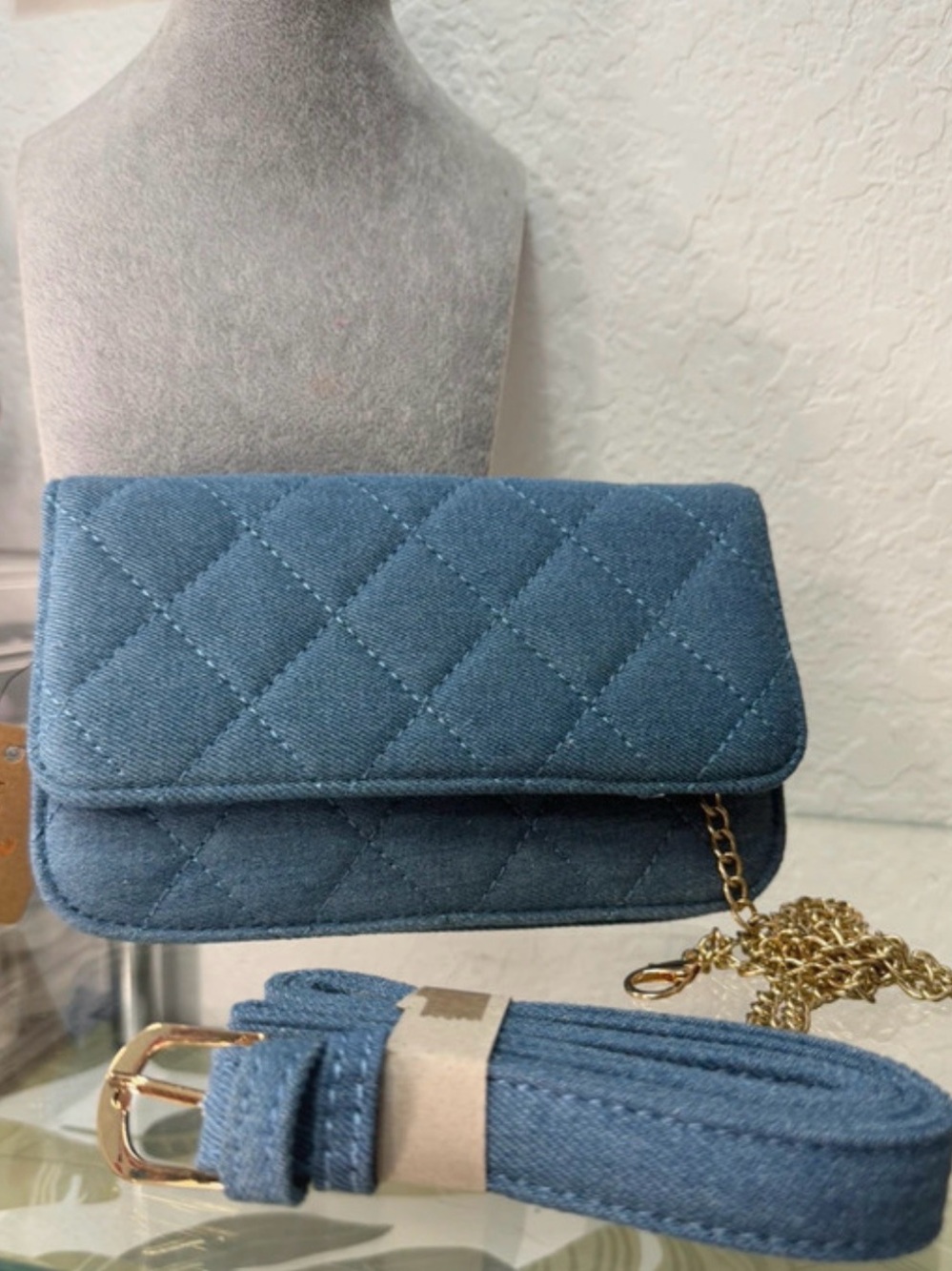 Quilted Denim Crossbody Bag with Chain Strap - Blue